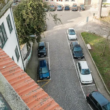 With Balcony In The Square Porto