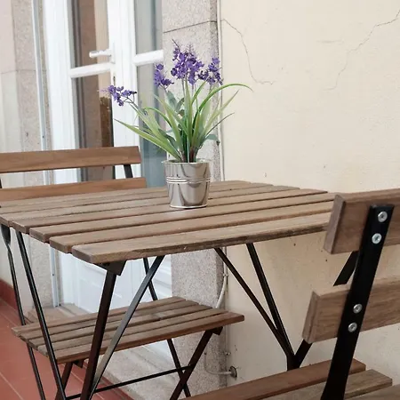 Apartment With Balcony In The Square Porto