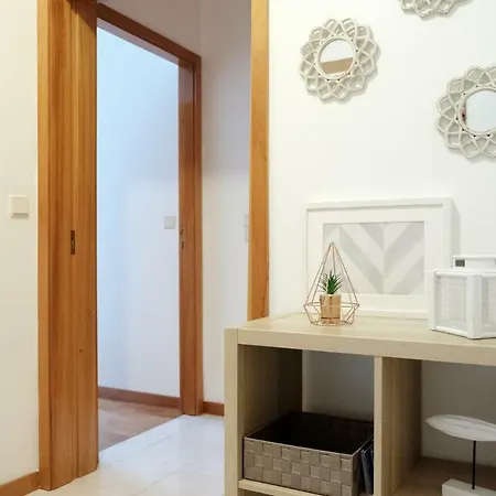 With Balcony In The Square Apartment Porto