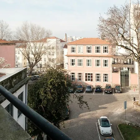 With Balcony In The Square Porto